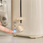 Morphy Richards 222065 Equip 2 Slots Toaster 800W Cream