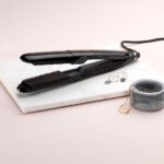 BaByliss ST492E Steam Straight Hair Straightener with titanium ceramic plates Black
