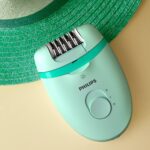 Philips BRE265/00 Satinelle Essential Compact Corded Epilator Green