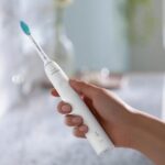 Philips HX3671/13 Sonicare Series 3100 Rechargeable Sonic Electric Toothbrush White